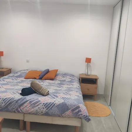 Edmond Apartamento *